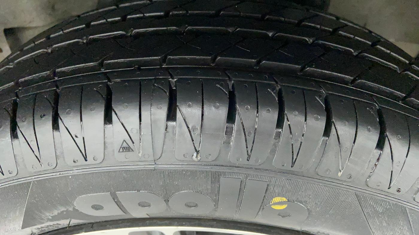 2018 Honda City V MT PETROL, Petrol, Manual, 39,634 km, Left Rear Tyre Tread