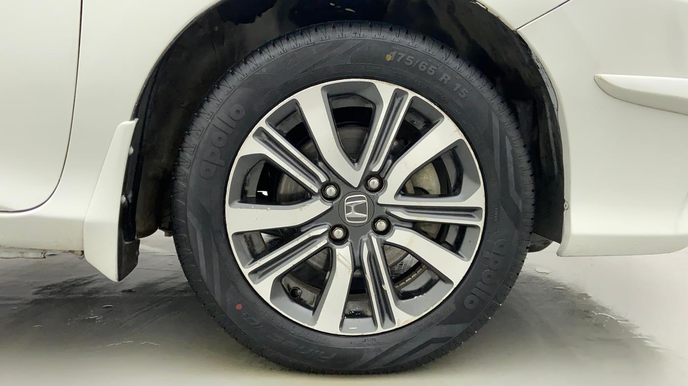 2018 Honda City V MT PETROL, Petrol, Manual, 39,634 km, Right Front Wheel