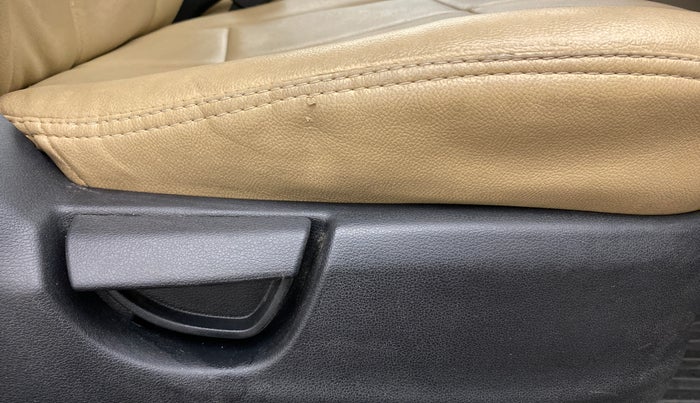 2019 Hyundai NEW SANTRO 1.1 SPORTS AMT, Petrol, Automatic, 90,122 km, Driver Side Adjustment Panel