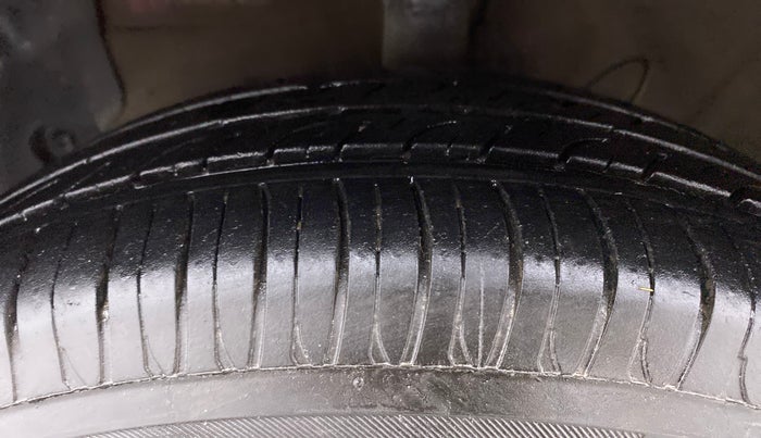 2019 Hyundai NEW SANTRO 1.1 SPORTS AMT, Petrol, Automatic, 90,122 km, Left Front Tyre Tread