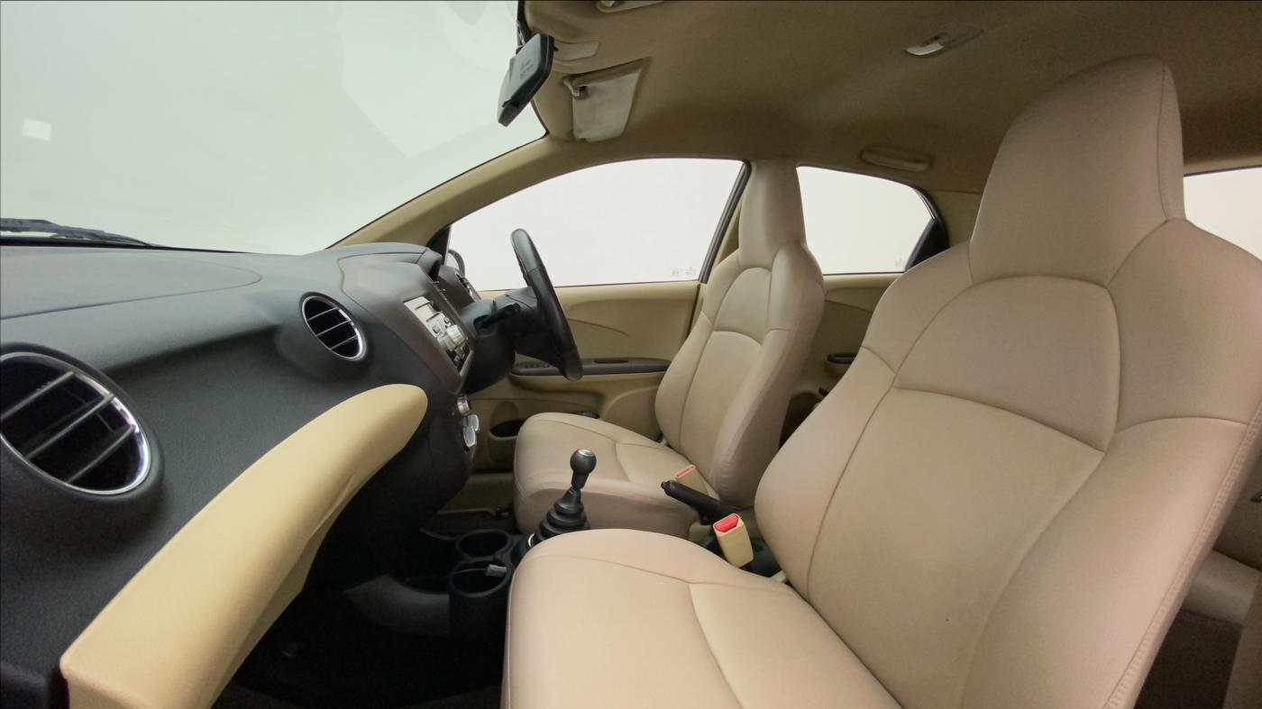2013 Honda Brio S MT, Petrol, Manual, 31,104 km, Right Side Front Door Cabin
