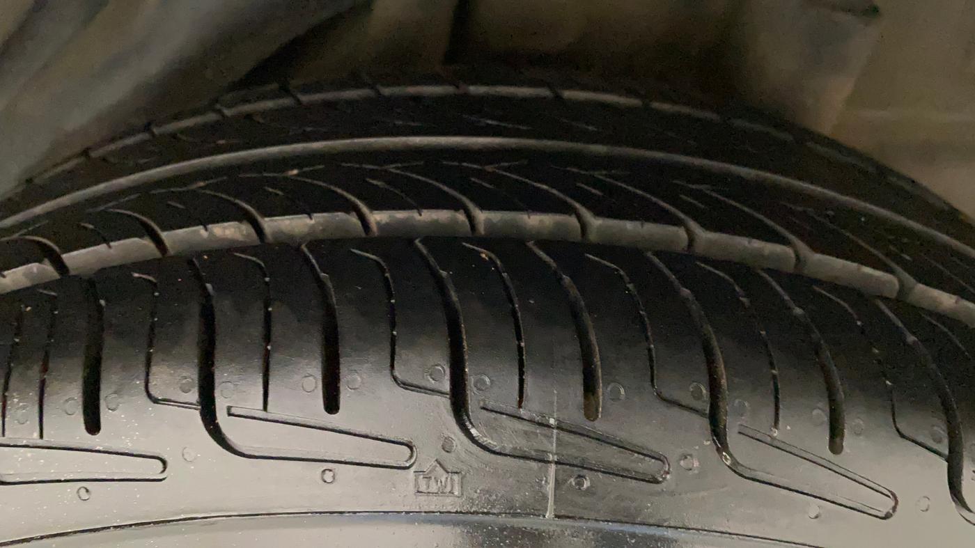 2013 Honda Brio S MT, Petrol, Manual, 31,104 km, Left Rear Tyre Tread
