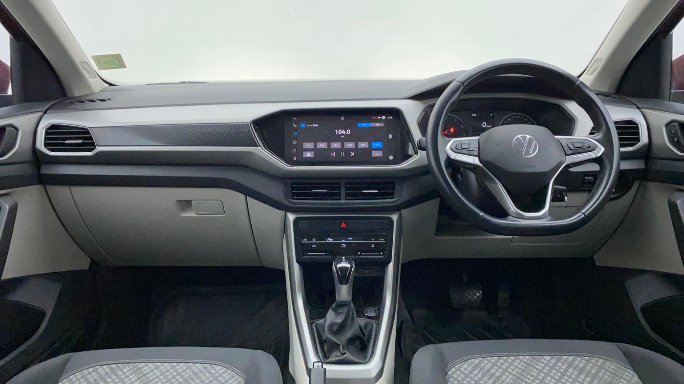 2022 Volkswagen TAIGUN HIGHLINE 1.0 TSI AT, Petrol, Automatic, 14,742 km, Dashboard