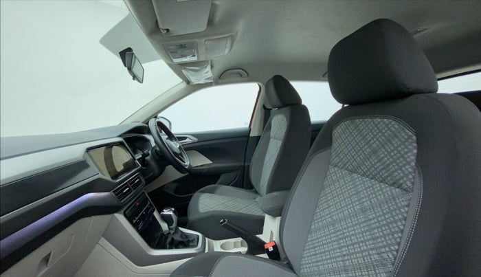 2022 Volkswagen TAIGUN HIGHLINE 1.0 TSI AT, Petrol, Automatic, 14,742 km, Right Side Front Door Cabin