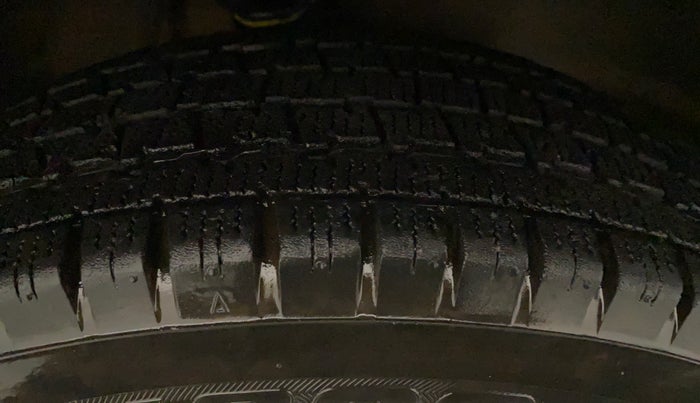 2018 Maruti Alto 800 VXI, Petrol, Manual, 67,960 km, Right Front Tyre Tread