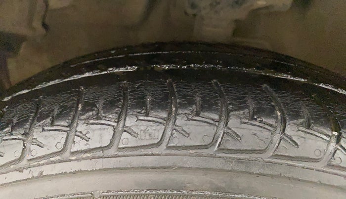 2017 Maruti Celerio ZXI, Petrol, Manual, 45,758 km, Left Front Tyre Tread