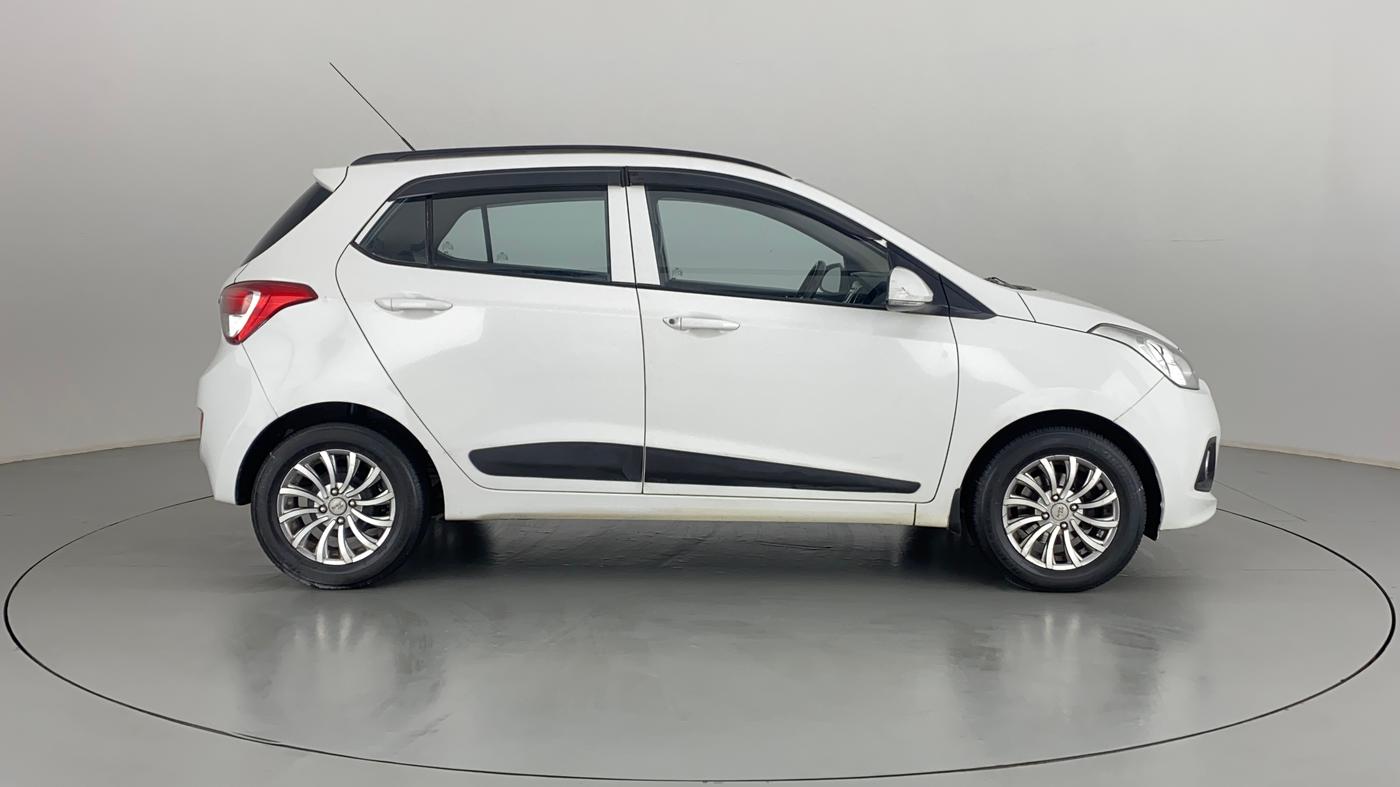 2015 Hyundai Grand i10 SPORTZ 1.2 KAPPA VTVT, Petrol, Manual, 85,922 km, Right Side View
