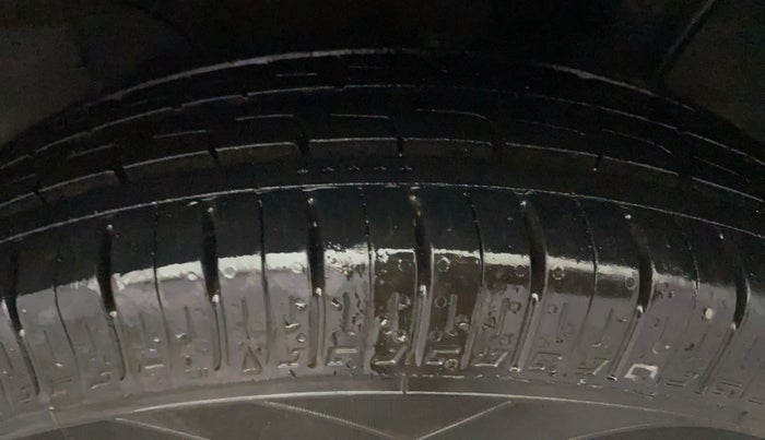 2019 Hyundai NEW SANTRO MAGNA AMT, Petrol, Automatic, 29,392 km, Left Rear Tyre Tread