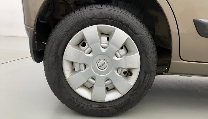 2016 Maruti Wagon R 1.0 LXI CNG, CNG, Manual, 68,605 km, Right Rear Wheel