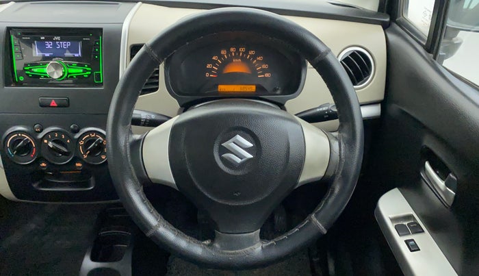 2016 Maruti Wagon R 1.0 LXI CNG, CNG, Manual, 68,605 km, Steering Wheel Close Up