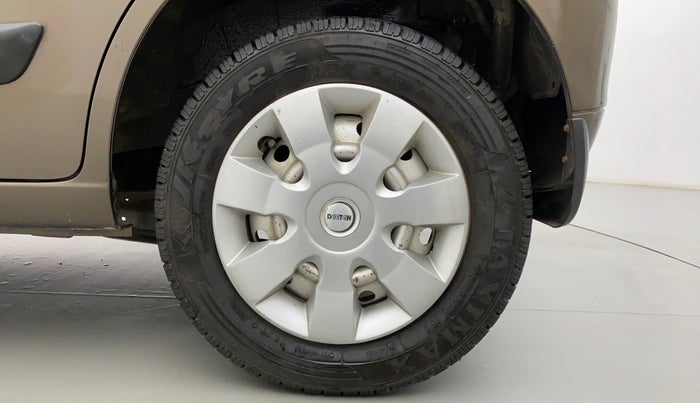 2016 Maruti Wagon R 1.0 LXI CNG, CNG, Manual, 68,605 km, Left Rear Wheel