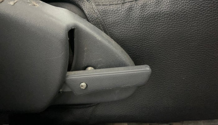 2018 Maruti Alto 800 LXI, Petrol, Manual, 81,800 km, Driver Side Adjustment Panel