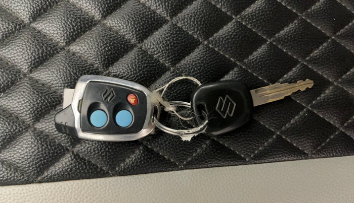 2018 Maruti Alto 800 LXI, Petrol, Manual, 81,800 km, Key Close Up