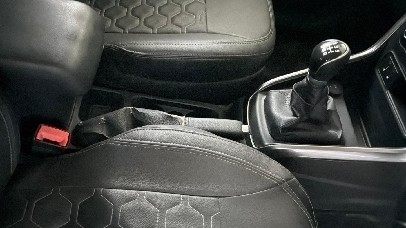 2019 Ford Ecosport TITANIUM 1.5L PETROL, Petrol, Manual, 59,459 km, Gear Lever