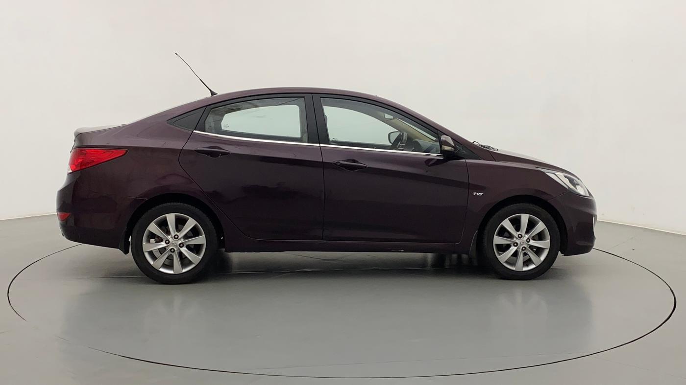 2012 Hyundai Verna FLUIDIC 1.6 VTVT SX, CNG, Manual, 64,399 km, Right Side