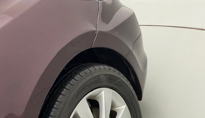 2012 Hyundai Verna FLUIDIC 1.6 VTVT SX, CNG, Manual, 64,399 km, Right fender - Lining loose