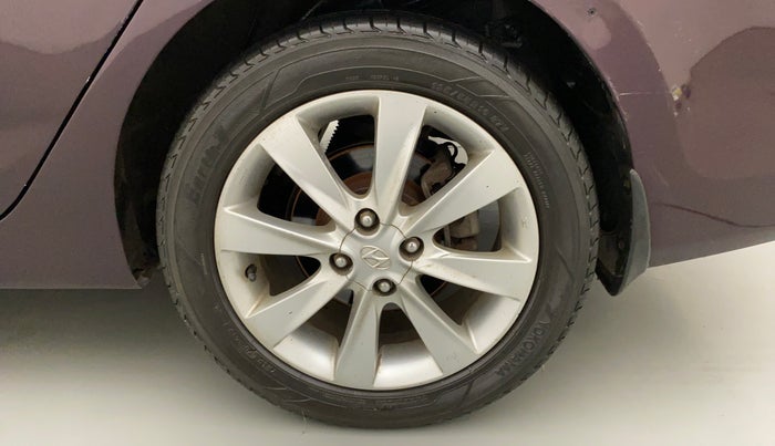 2012 Hyundai Verna FLUIDIC 1.6 VTVT SX, CNG, Manual, 64,399 km, Left Rear Wheel