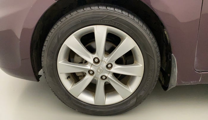 2012 Hyundai Verna FLUIDIC 1.6 VTVT SX, CNG, Manual, 64,399 km, Left Front Wheel