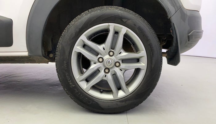 2020 Renault TRIBER RXZ AMT, Petrol, Automatic, 16,735 km, Left Rear Wheel