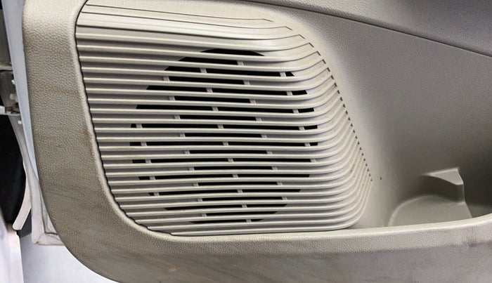 2020 Renault TRIBER RXZ AMT, Petrol, Automatic, 16,735 km, Speaker