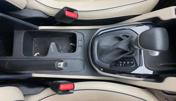 2022 KIA CARENS LUXURY PLUS 1.5 DIESEL AT 7 STR, Diesel, Automatic, 38,559 km, Gear Lever