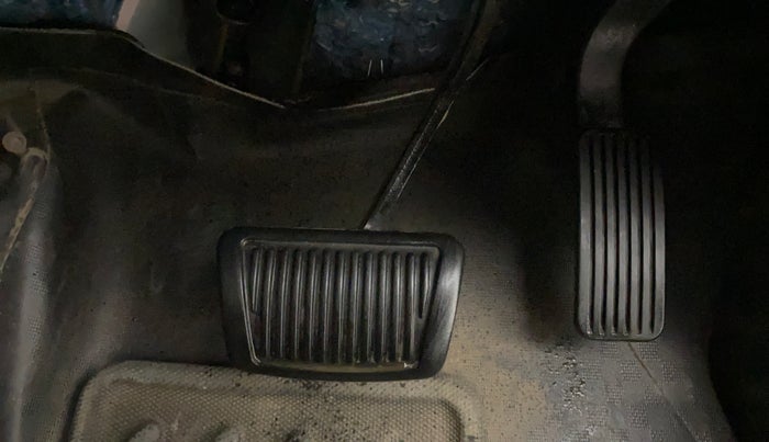 2022 KIA CARENS LUXURY PLUS 1.5 DIESEL AT 7 STR, Diesel, Automatic, 38,559 km, Pedals