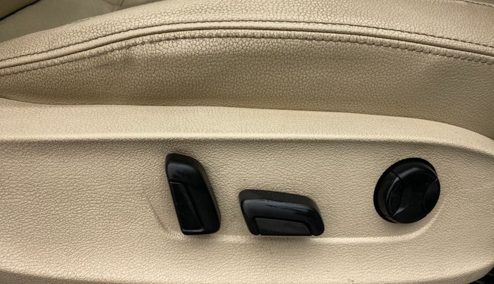 2014 Volkswagen Jetta HIGHLINE TDI AT, Diesel, Automatic, 93,738 km, Driver Side Adjustment Panel