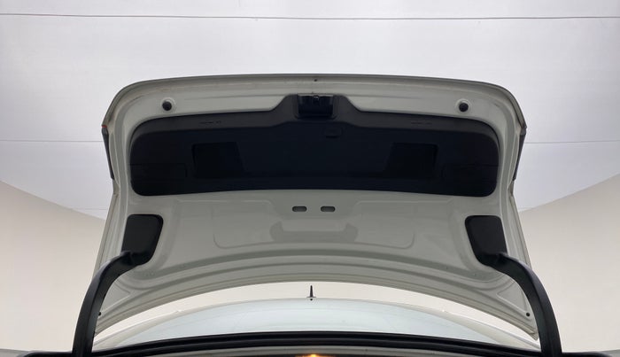 2014 Volkswagen Jetta HIGHLINE TDI AT, Diesel, Automatic, 93,738 km, Boot Door Open