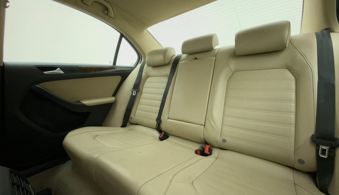 2014 Volkswagen Jetta HIGHLINE TDI AT, Diesel, Automatic, 93,738 km, Right Side Rear Door Cabin