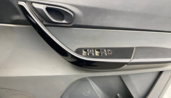 2017 Tata TIGOR XM PETROL, Petrol, Manual, 89,693 km, Driver Side Door Panels Control