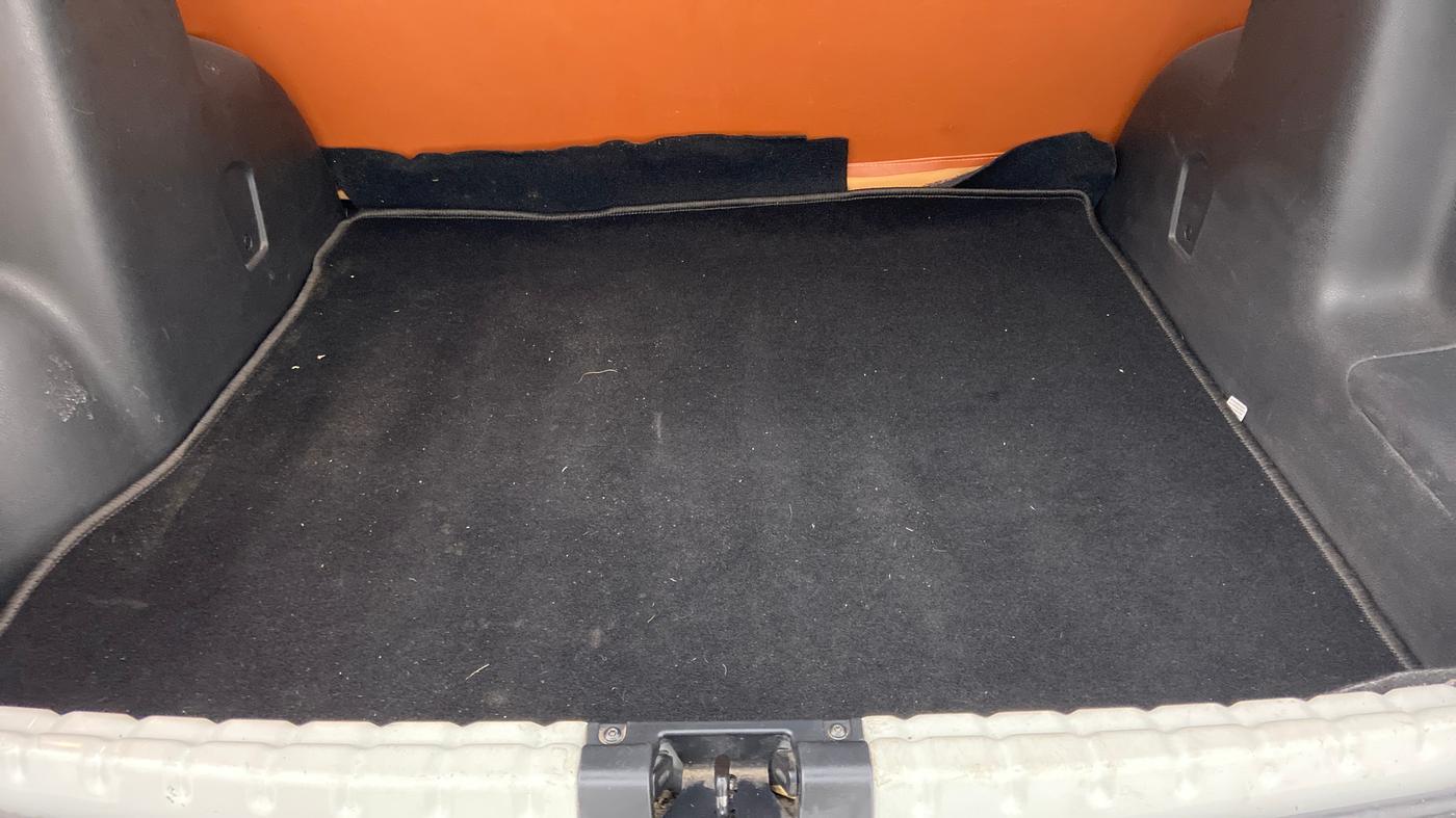2020 Renault Duster RXE 1.3 TURBO PETROL MT, Petrol, Manual, 30,952 km, Boot Inside
