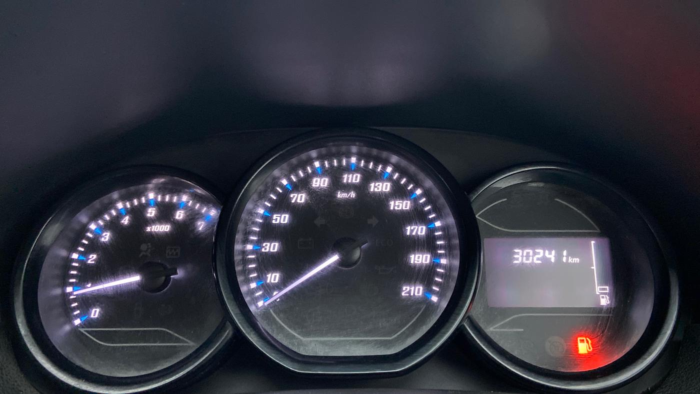 2020 Renault Duster RXE 1.3 TURBO PETROL MT, Petrol, Manual, 30,952 km, Odometer Image