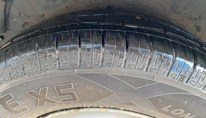 2014 Hyundai i10 MAGNA 1.1, Petrol, Manual, 53,673 km, Right Rear Tyre Tread