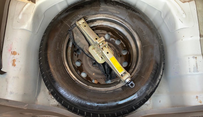 2014 Hyundai i10 MAGNA 1.1, Petrol, Manual, 53,673 km, Spare Tyre