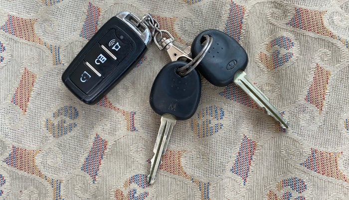 2014 Hyundai i10 MAGNA 1.1, Petrol, Manual, 53,673 km, Key Close Up