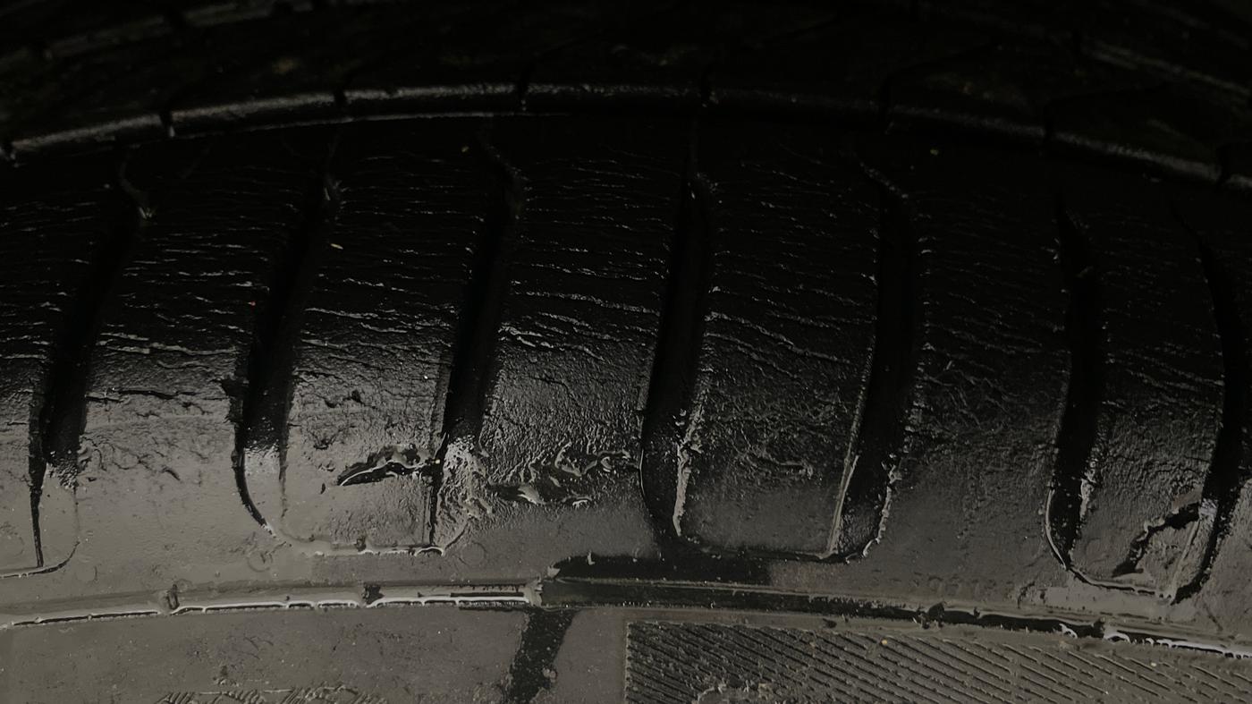 2021 MG ASTOR SAVVY 1.3 TURBO AT S RED, Petrol, Automatic, 27,023 km, Right Front Tyre Tread