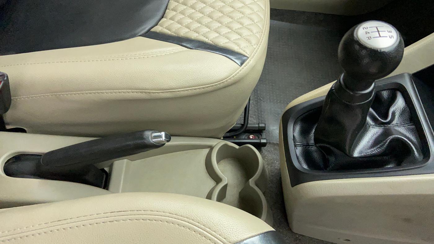2014 Maruti Celerio ZXI OPT, Petrol, Manual, 24,317 km, Gear Lever