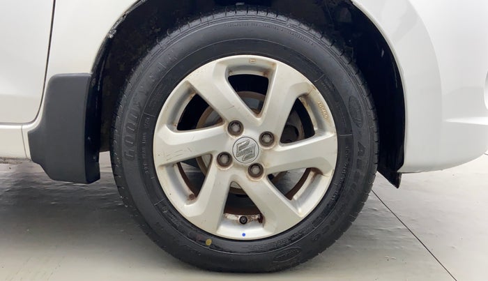 2014 Maruti Celerio ZXI OPT, Petrol, Manual, 24,317 km, Right Front Tyre