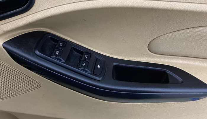 2015 Ford Figo Aspire TREND 1.2 PETROL, Petrol, Manual, 64,576 km, Driver Side Door Panels Control