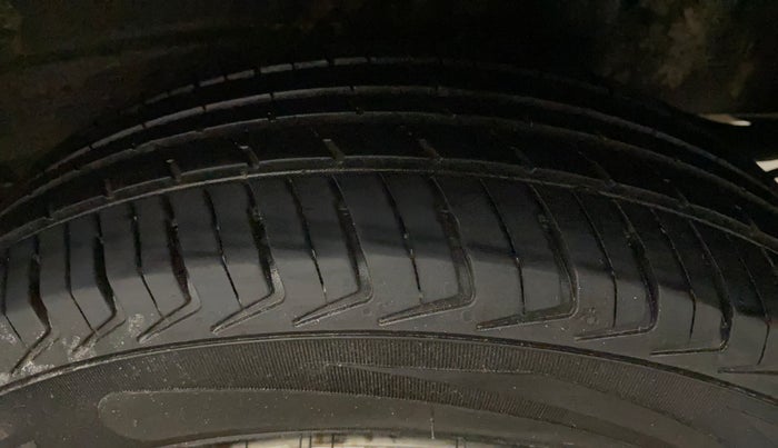 2020 Maruti New Wagon-R LXI CNG (O) 1.0, CNG, Manual, 75,109 km, Left Rear Tyre Tread