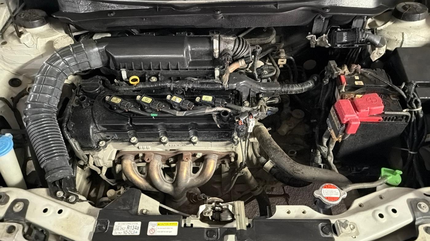 2019 Maruti Swift LXI, Petrol, Manual, 49,997 km, Engine View