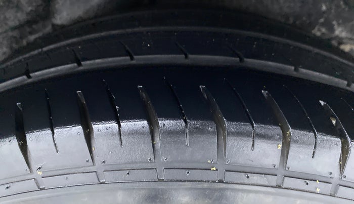 2008 Hyundai i10 SPORTZ 1.2, Petrol, Manual, 83,067 km, Left Rear Tyre Tread