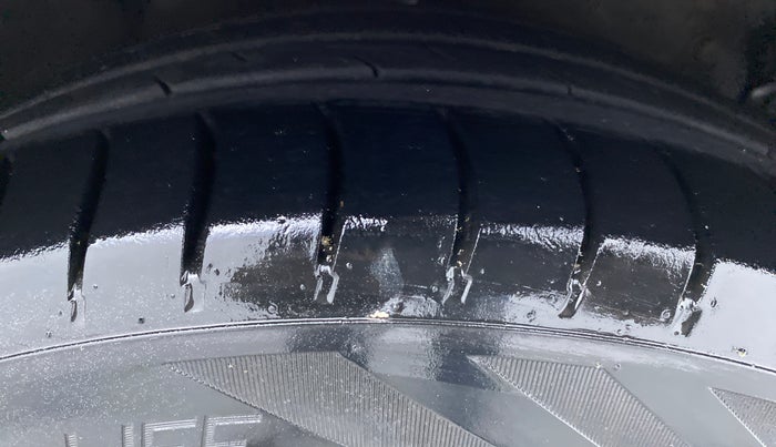 2008 Hyundai i10 SPORTZ 1.2, Petrol, Manual, 83,067 km, Right Front Tyre Tread