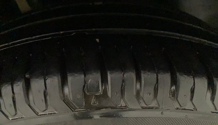 2020 Maruti Dzire ZXI PLUS, Petrol, Manual, 51,537 km, Right Rear Tyre Tread
