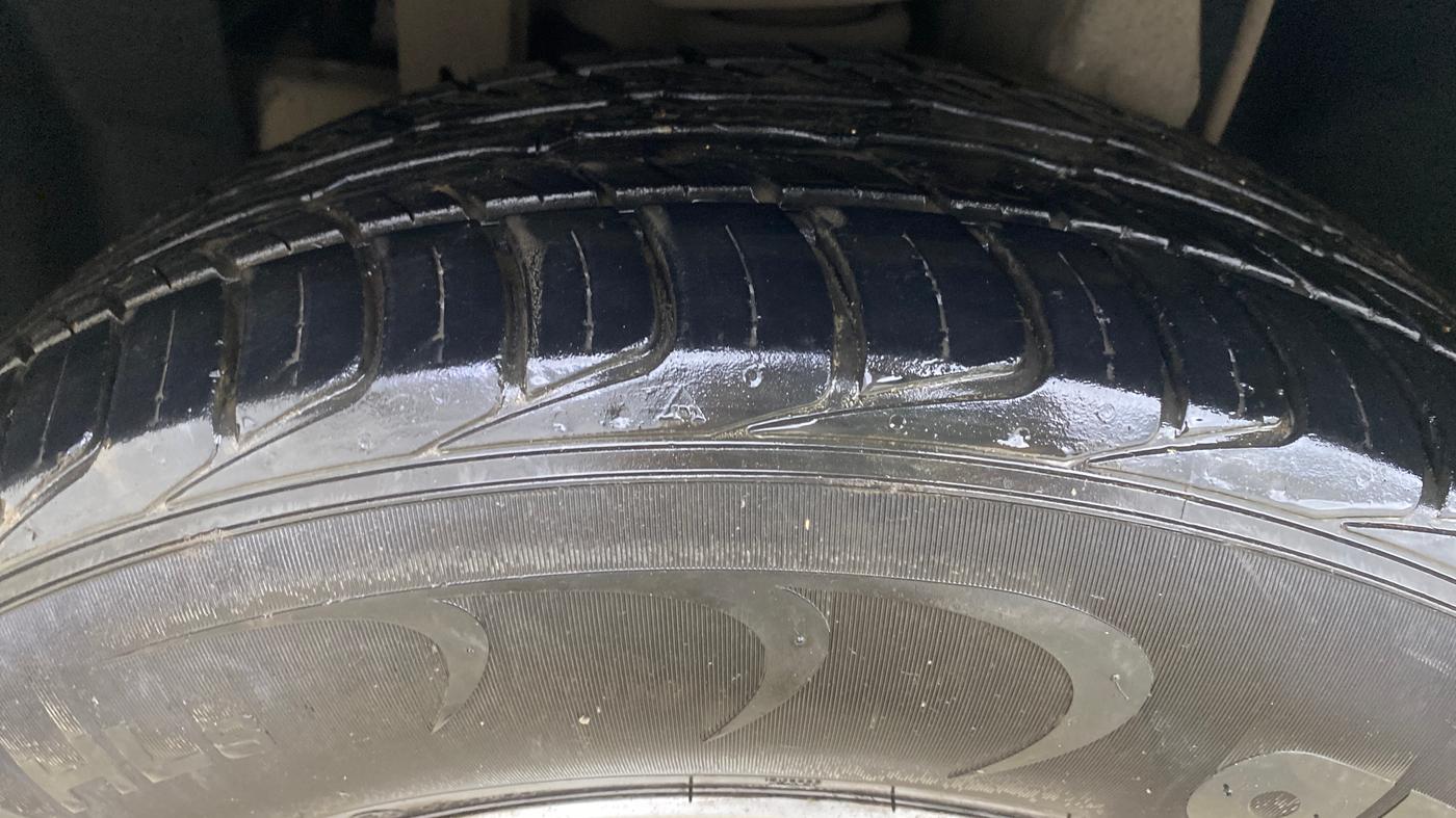 2019 Mahindra MARAZZO M6 7 STR, Diesel, Manual, 78,941 km, Left Front Tyre Tread