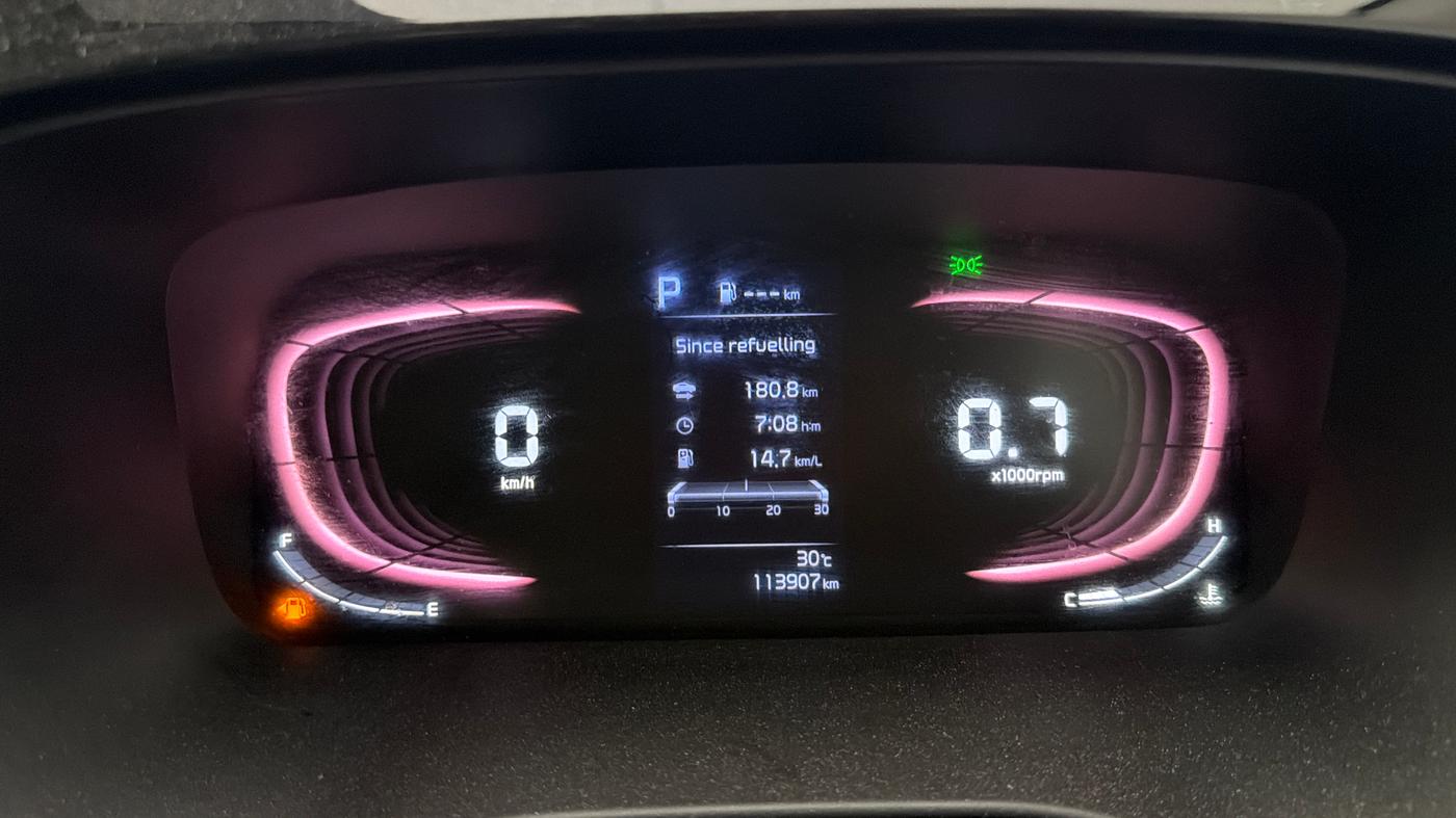 2022 KIA CARENS LUXURY PLUS 1.5 DIESEL AT 7 STR, Diesel, Automatic, 1,13,907 km, Odometer Image