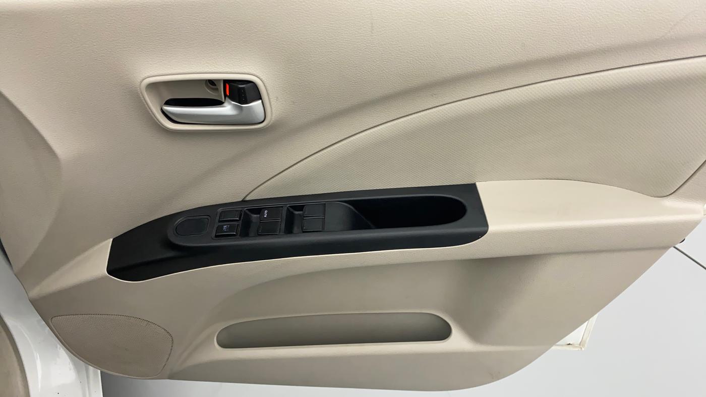 2017 Maruti Celerio VXI AMT, Petrol, Automatic, 39,232 km, Driver Side Door Panels Control