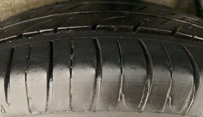 2017 Maruti Celerio VXI AMT, Petrol, Automatic, 39,232 km, Left Rear Tyre Tread