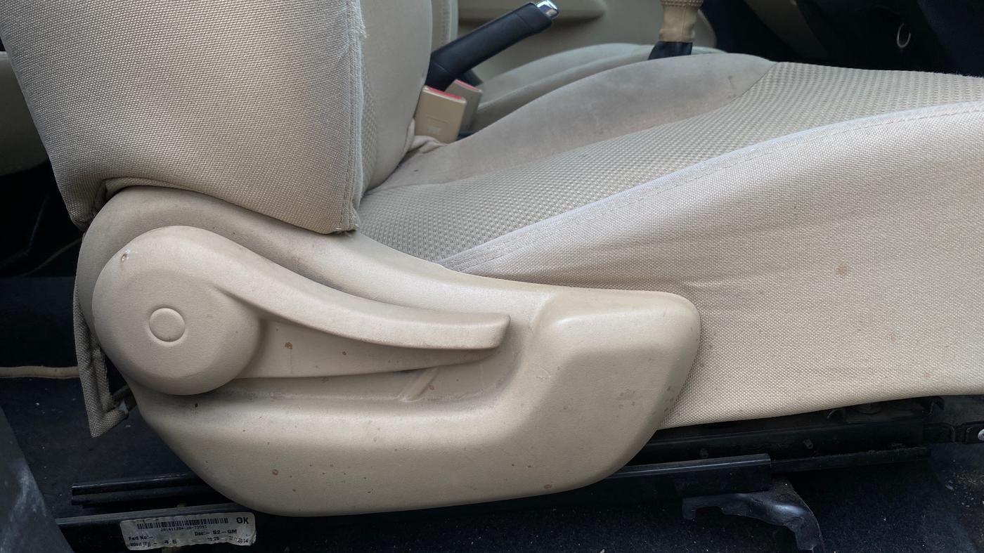 2015 Chevrolet Sail 1.2 LS, Petrol, Manual, 40,662 km, Driver Side Adjustment Panel
