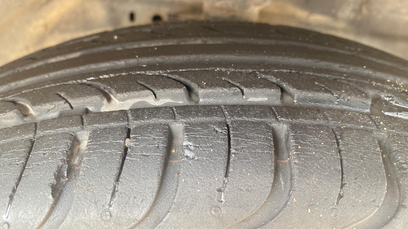 2015 Chevrolet Sail 1.2 LS, Petrol, Manual, 40,662 km, Right Front Tyre Tread